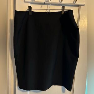 Black pencil skirt. Washable. Lined.